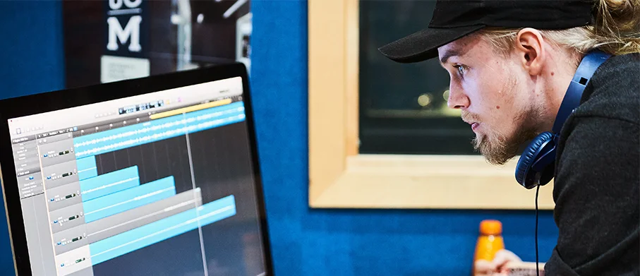 A student looking at a computer screen